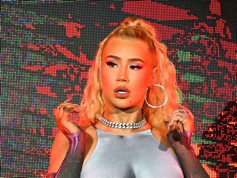 iggy azalea leak onlyfans|Iggy Azalea releases raunchy sex tape after joining OnlyFans